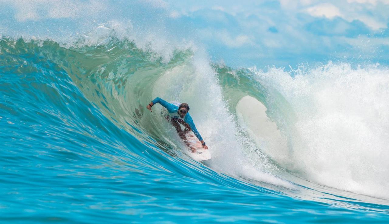 Surf Synergy All-Inclusive Surf Retreat 자코 외부 사진