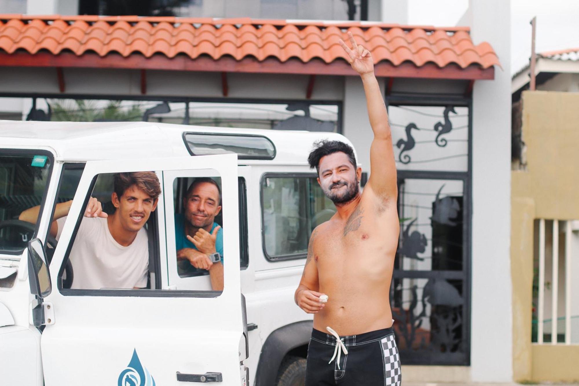 Surf Synergy All-Inclusive Surf Retreat 자코 외부 사진