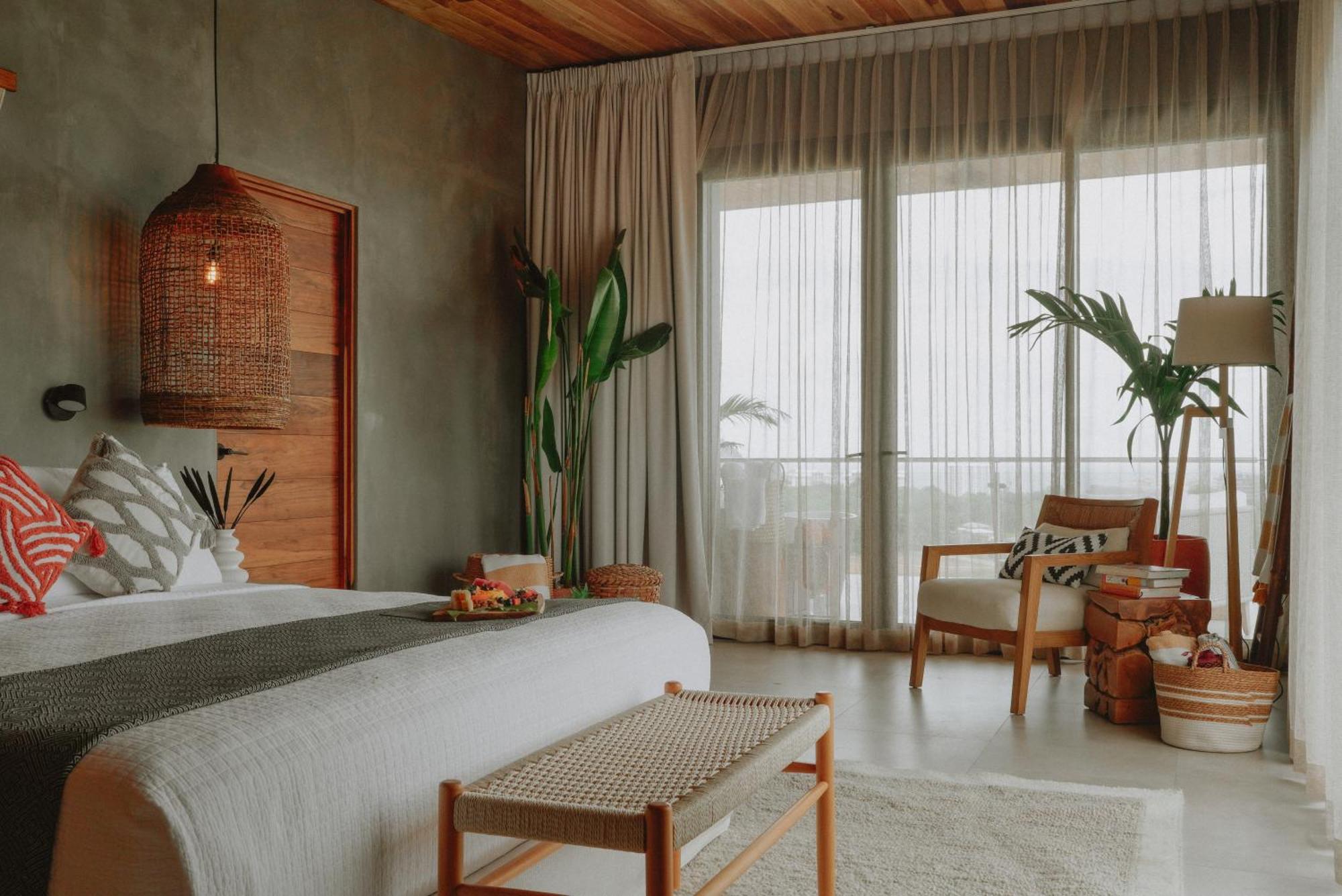 Surf Synergy All-Inclusive Surf Retreat 자코 외부 사진